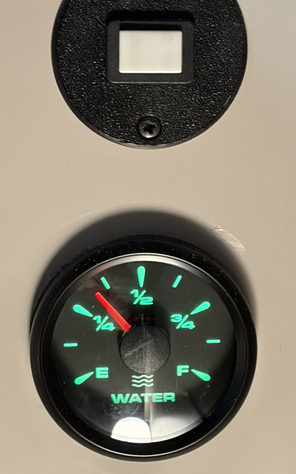 La jauge d'eau de précision.jpg
